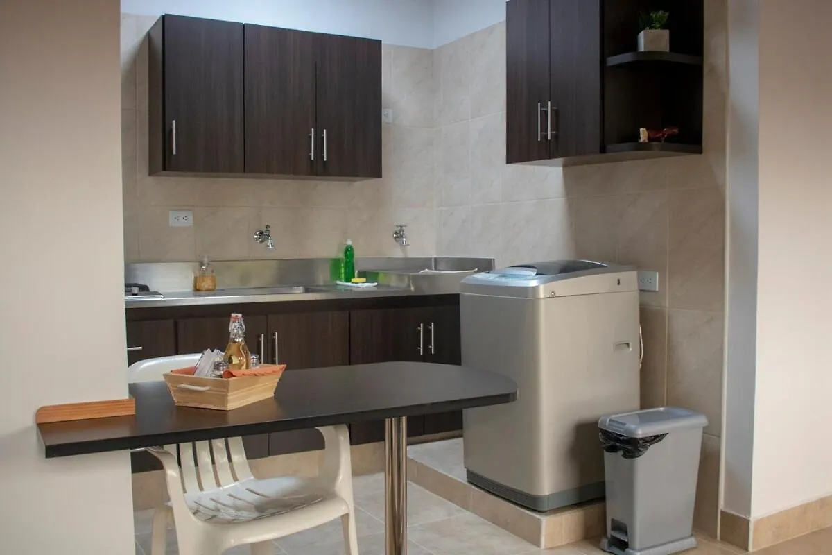 מדיין Apartaestudio La 20 0*,