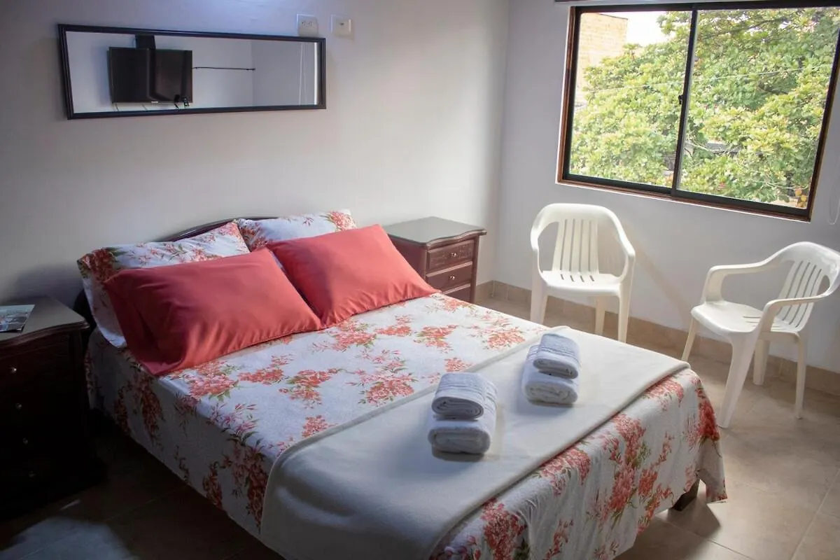 Apartaestudio La 20 ميديلين